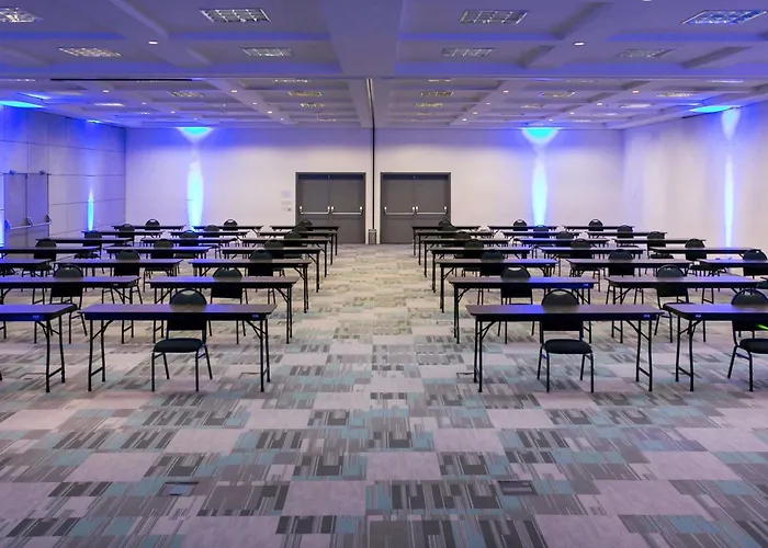 Hotel Novotel Tres Figueiras 4*